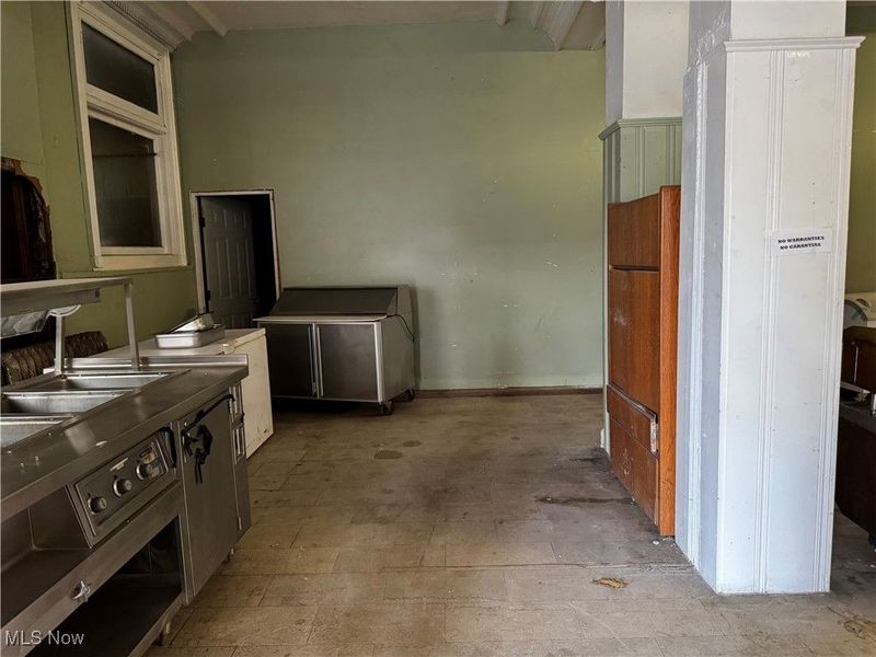 4911 Clark Avenue, Cleveland, OH 44102 Photo 25