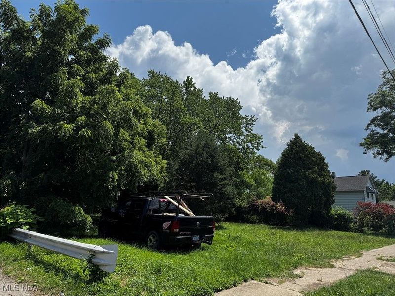 4911 Clark Avenue, Cleveland, OH 44102 Photo 33