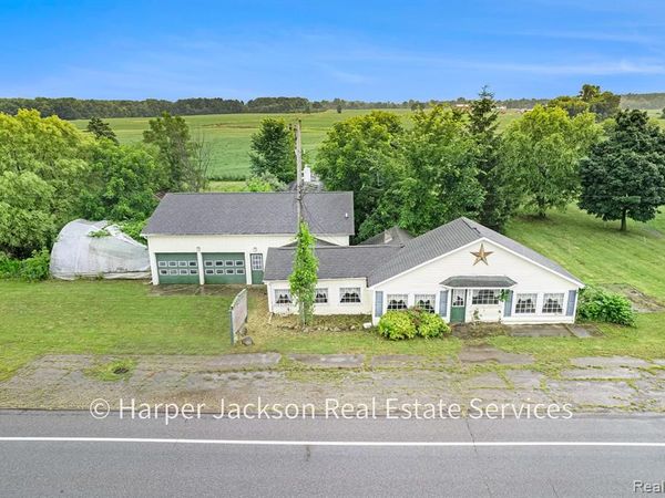 10122 E Newburg Road, Vernon Twp, MI 48429