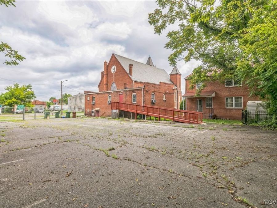 Property Image 9