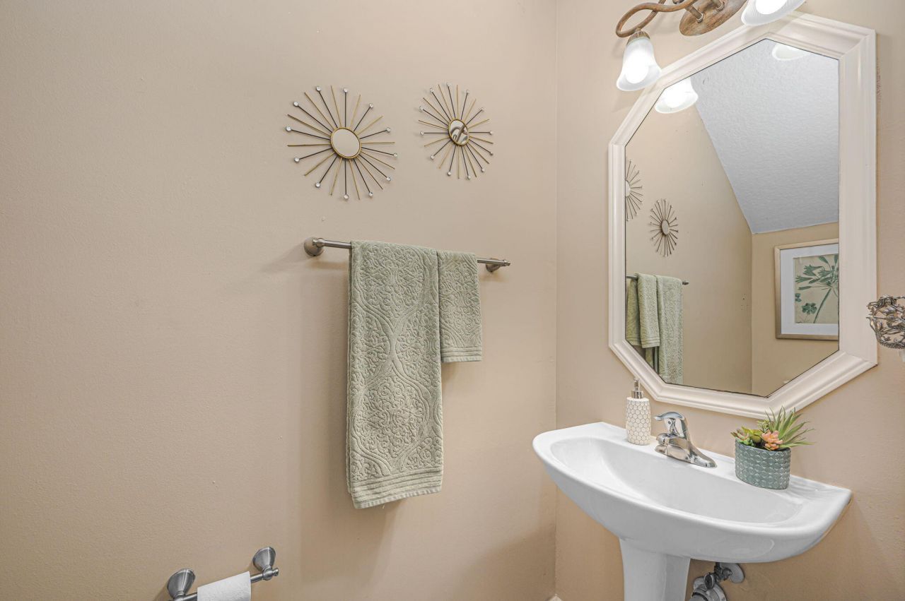 2036 SE Avon Park Drive, Port Saint Lucie, FL 34952 Photo