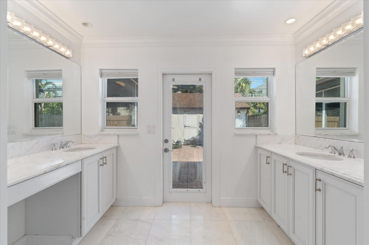 799 NW 7th Drive, Boca Raton, FL 33486 Photo