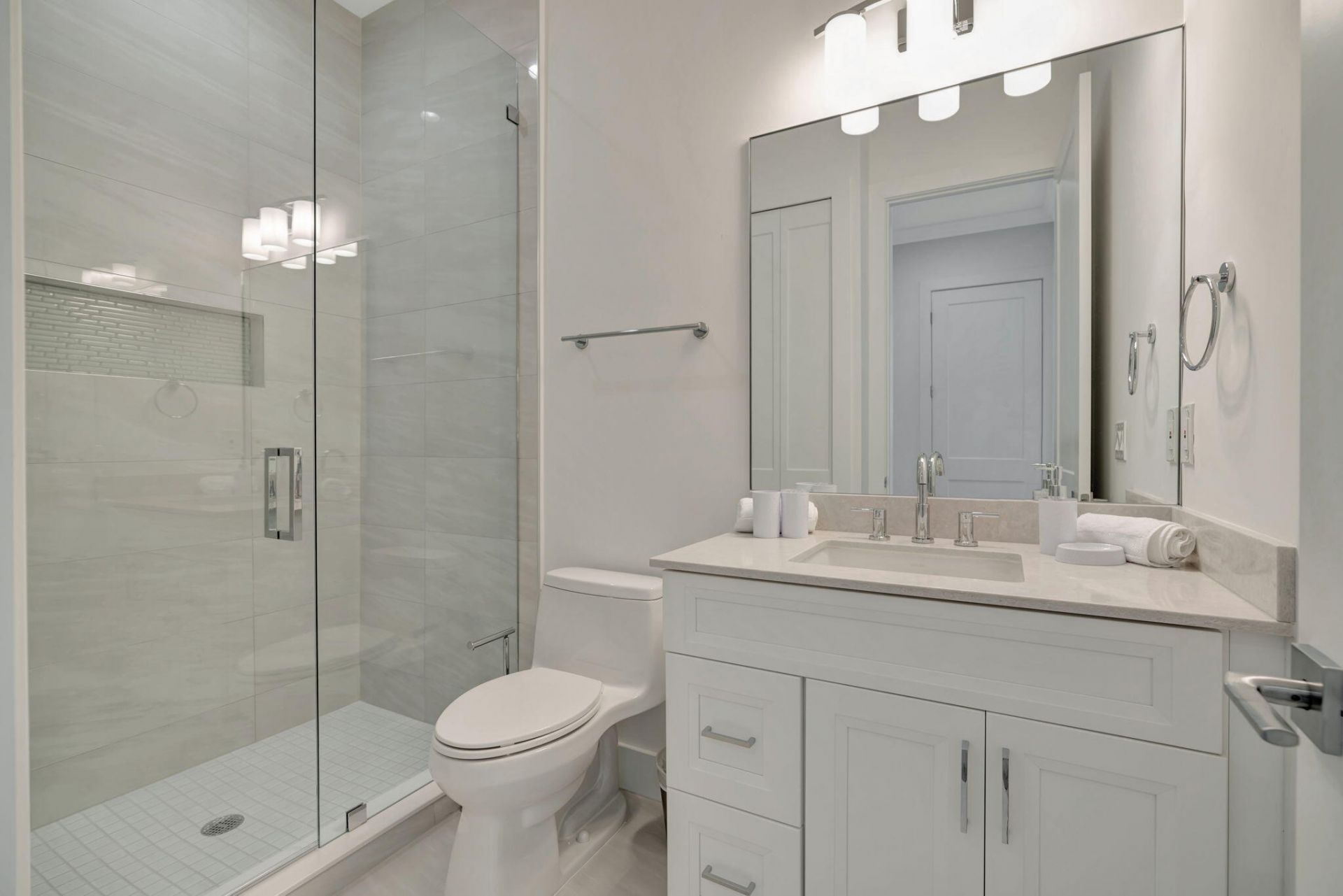 4662 SE Manatee Way, Stuart, FL 34997 Photo