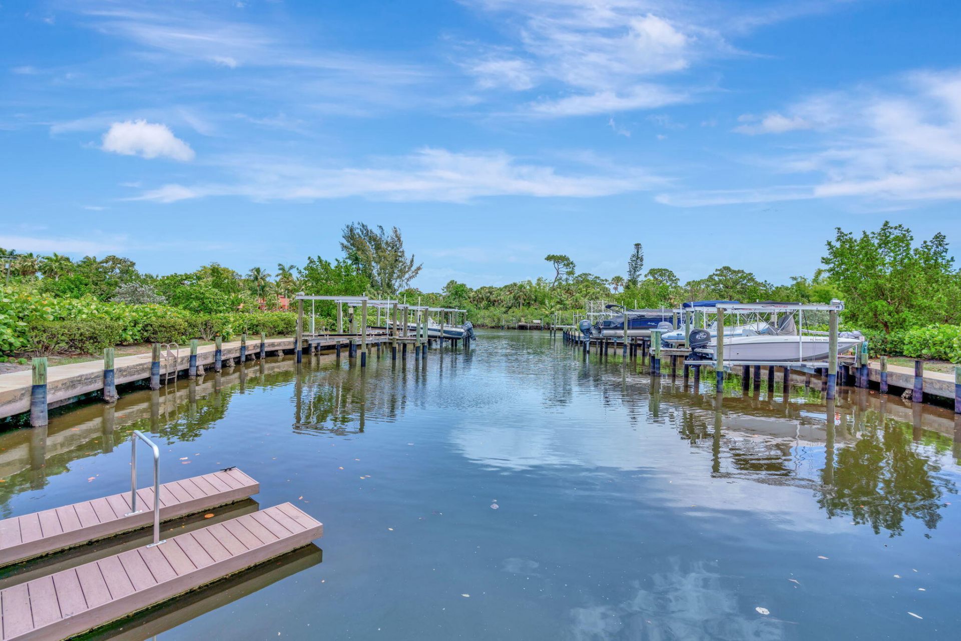 4680 SE Manatee Way, Stuart, FL 34997 Photo