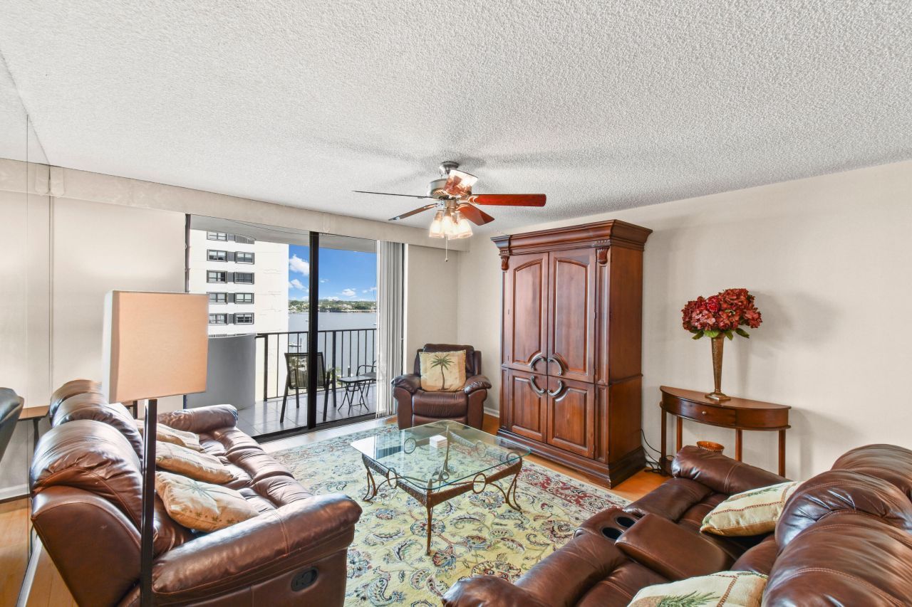 1200 Marine Way, Unit 601, North Palm Beach, FL 33408 Photo