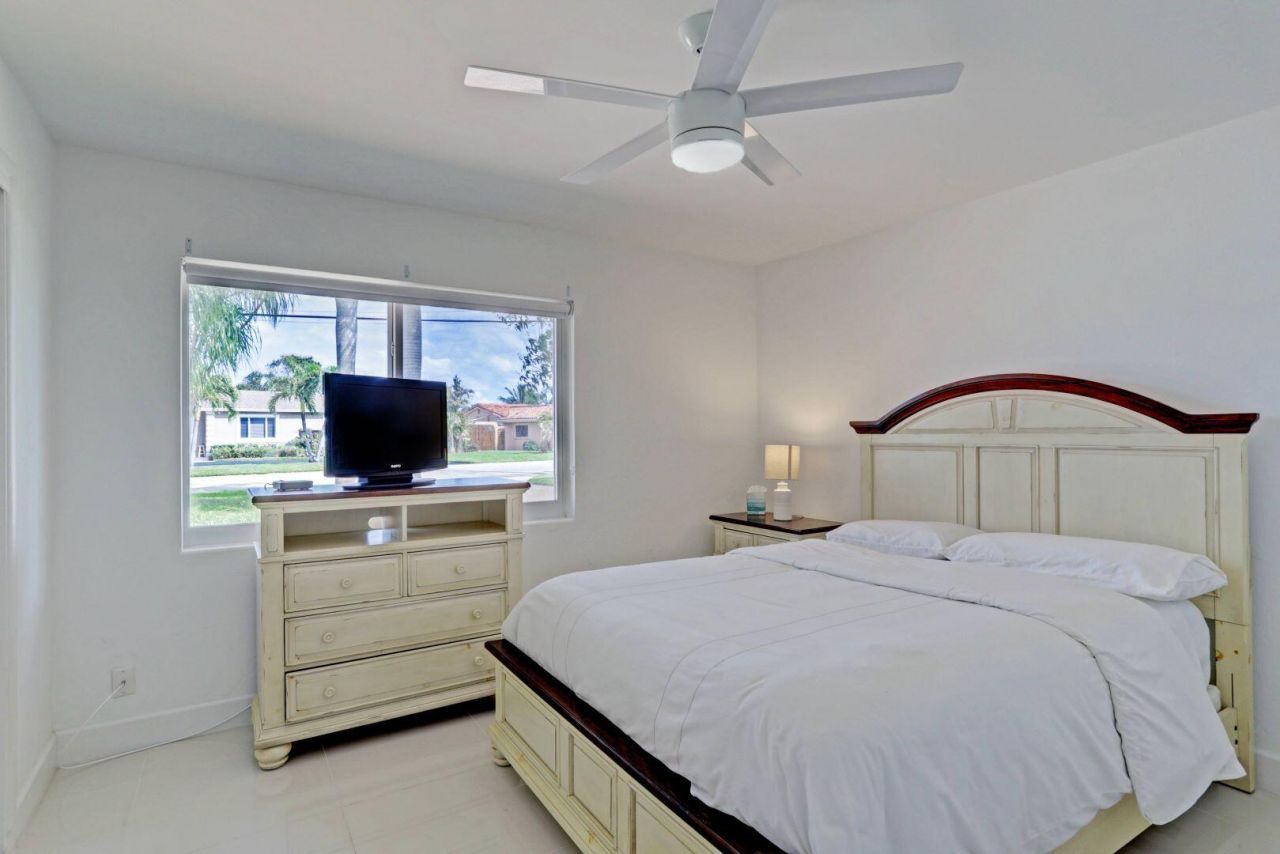 7115 Venetian Way, West Palm Beach, FL 33406 Photo