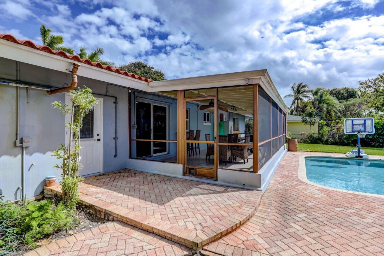 7115 Venetian Way, West Palm Beach, FL 33406 Photo