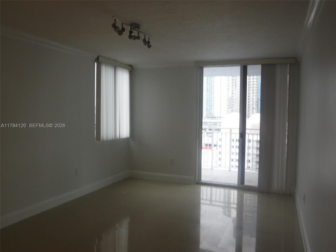 850 N Miami Ave, Unit W-2101, Miami, FL 33136 Photo