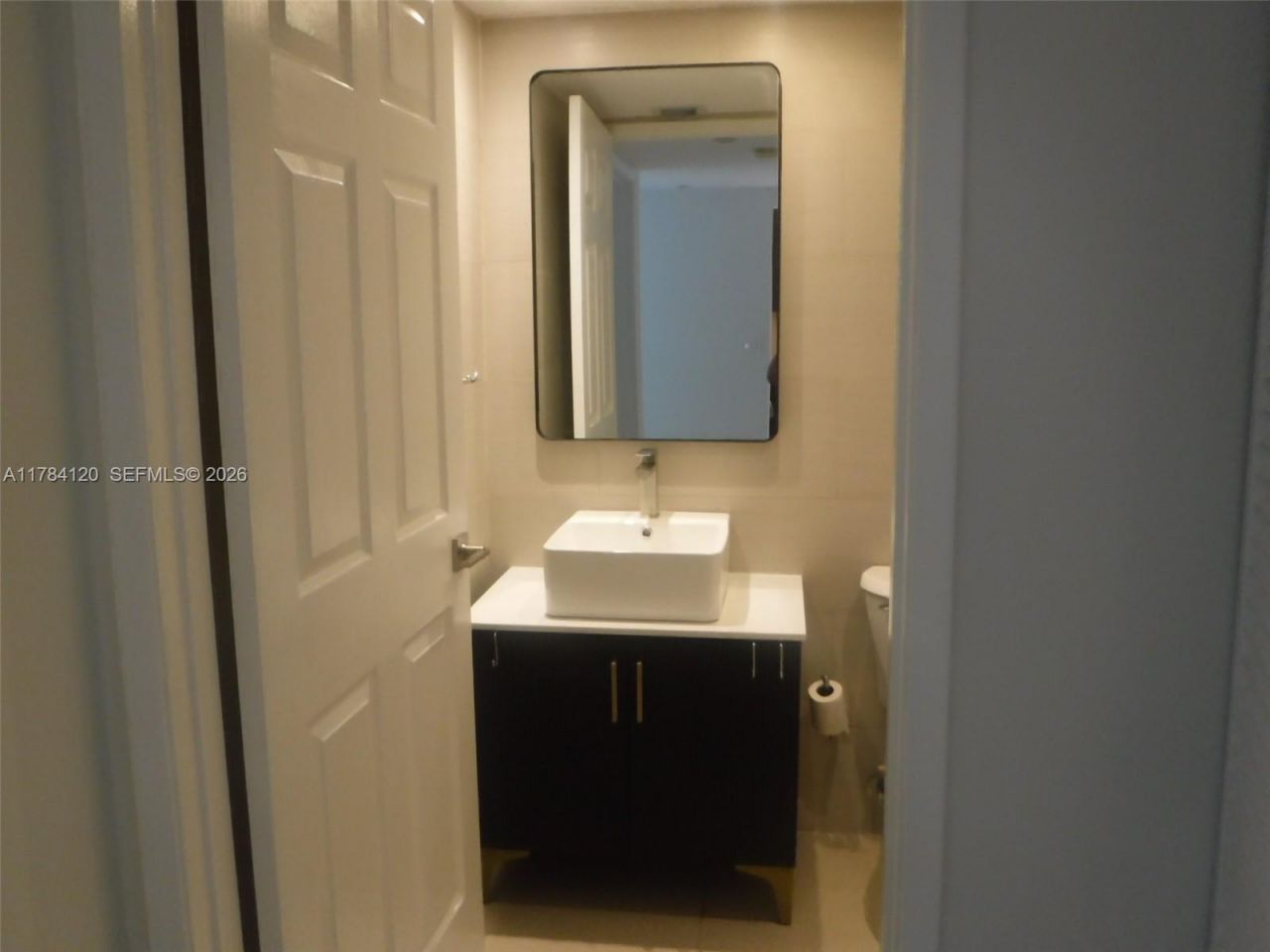 850 N Miami Ave, Unit W-2101, Miami, FL 33136 Photo