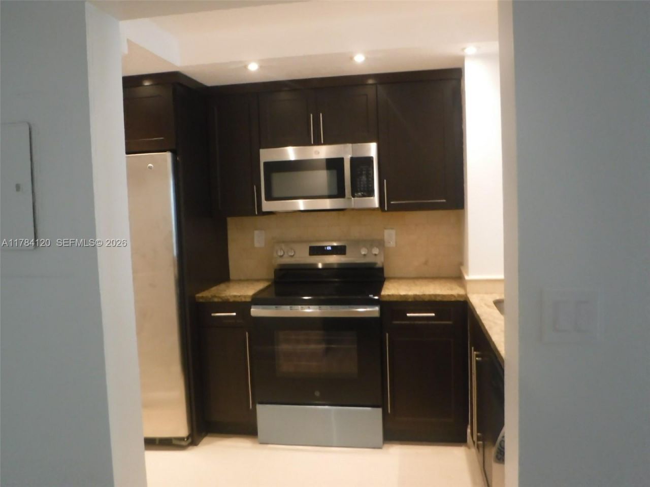 850 N Miami Ave, Unit W-2101, Miami, FL 33136 Photo