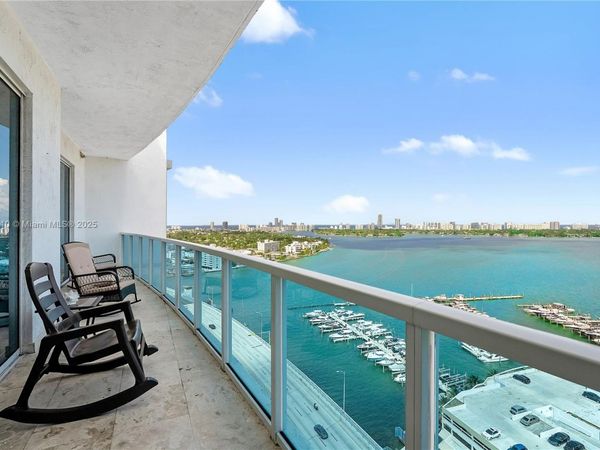 1881 79th St Cswy, Unit 2106, North Bay Village, FL 33141