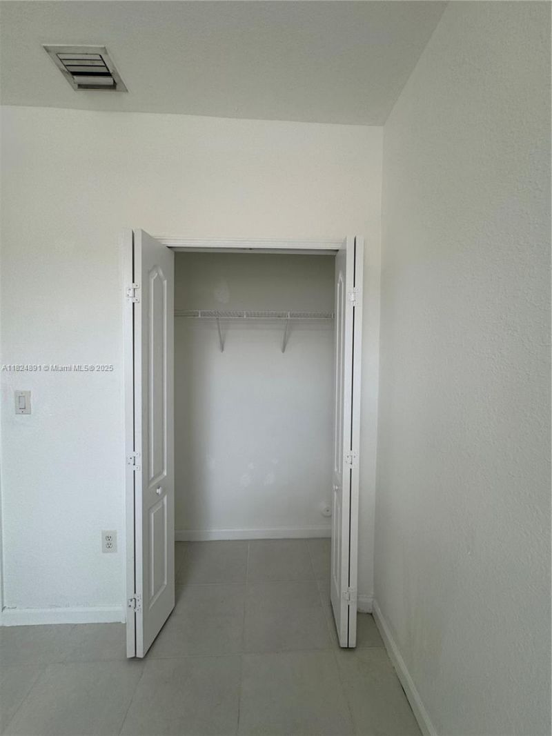 1536 SE 25th St, Unit 206, Homestead, FL 33035 Photo