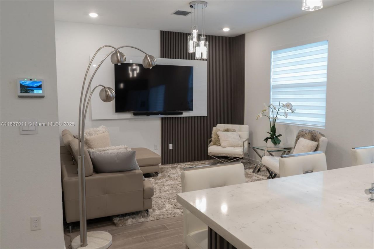 824 SE 18th St, Homestead, FL 33034 Photo