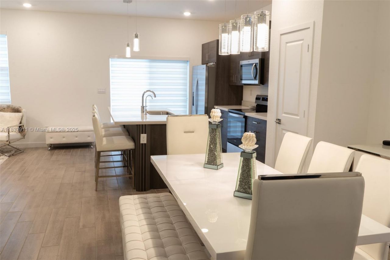 824 SE 18th St, Homestead, FL 33034 Photo