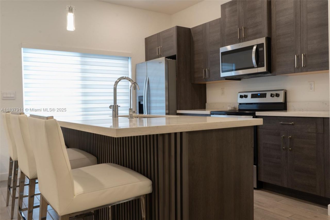 824 SE 18th St, Homestead, FL 33034 Photo