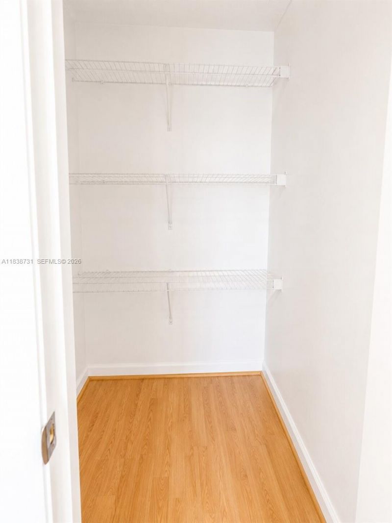 3862 NE 171st St, Unit B, North Miami Beach, FL 33160 Photo