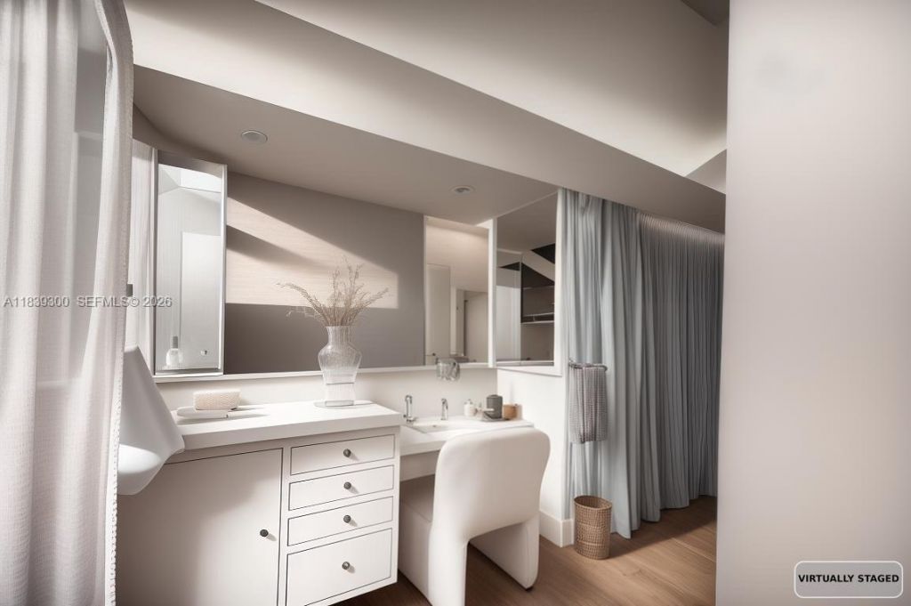 6867 SW 62nd Ter, South Miami, FL 33143 Photo