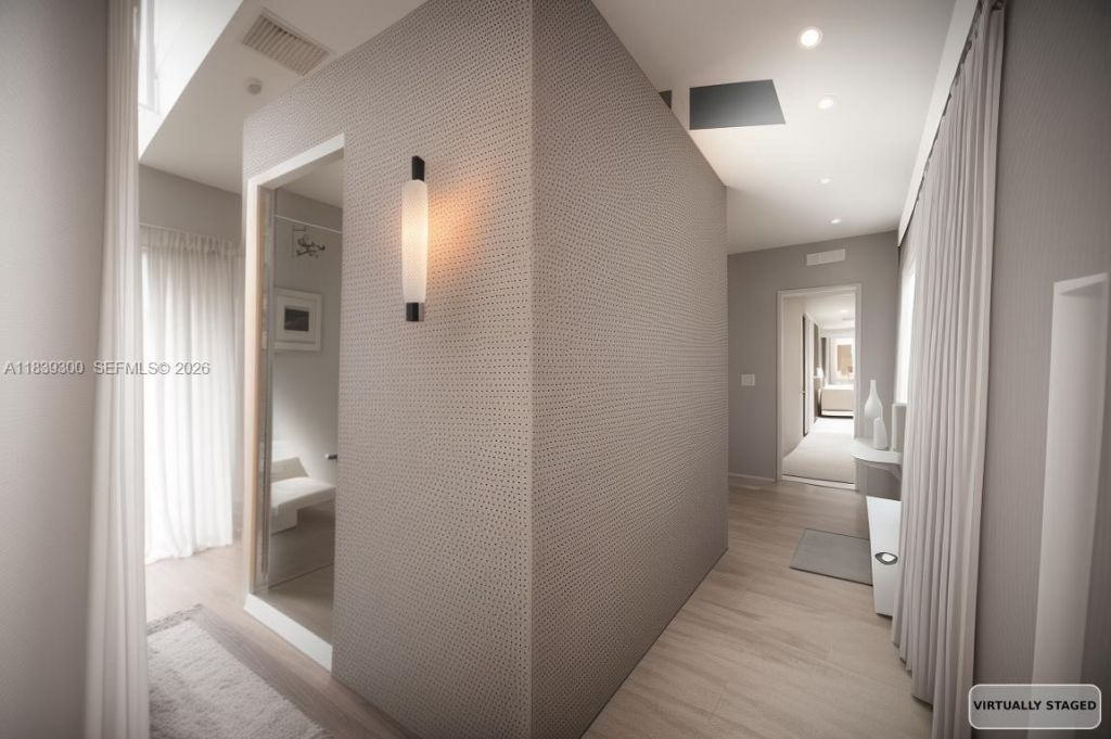 6867 SW 62nd Ter, South Miami, FL 33143 Photo