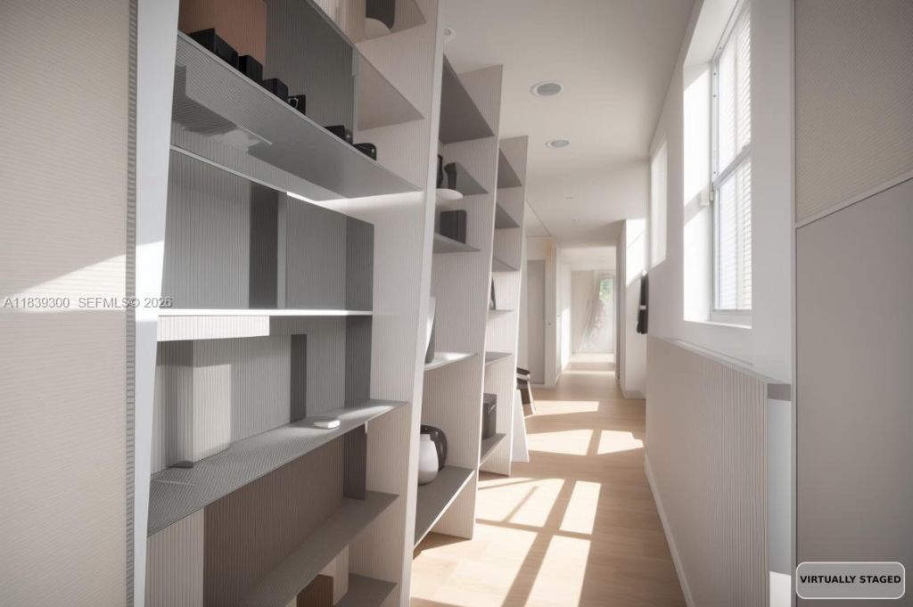 6867 SW 62nd Ter, South Miami, FL 33143 Photo