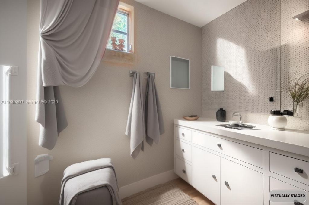 6867 SW 62nd Ter, South Miami, FL 33143 Photo