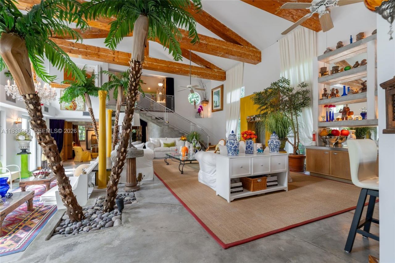 6867 SW 62nd Ter, South Miami, FL 33143 Photo