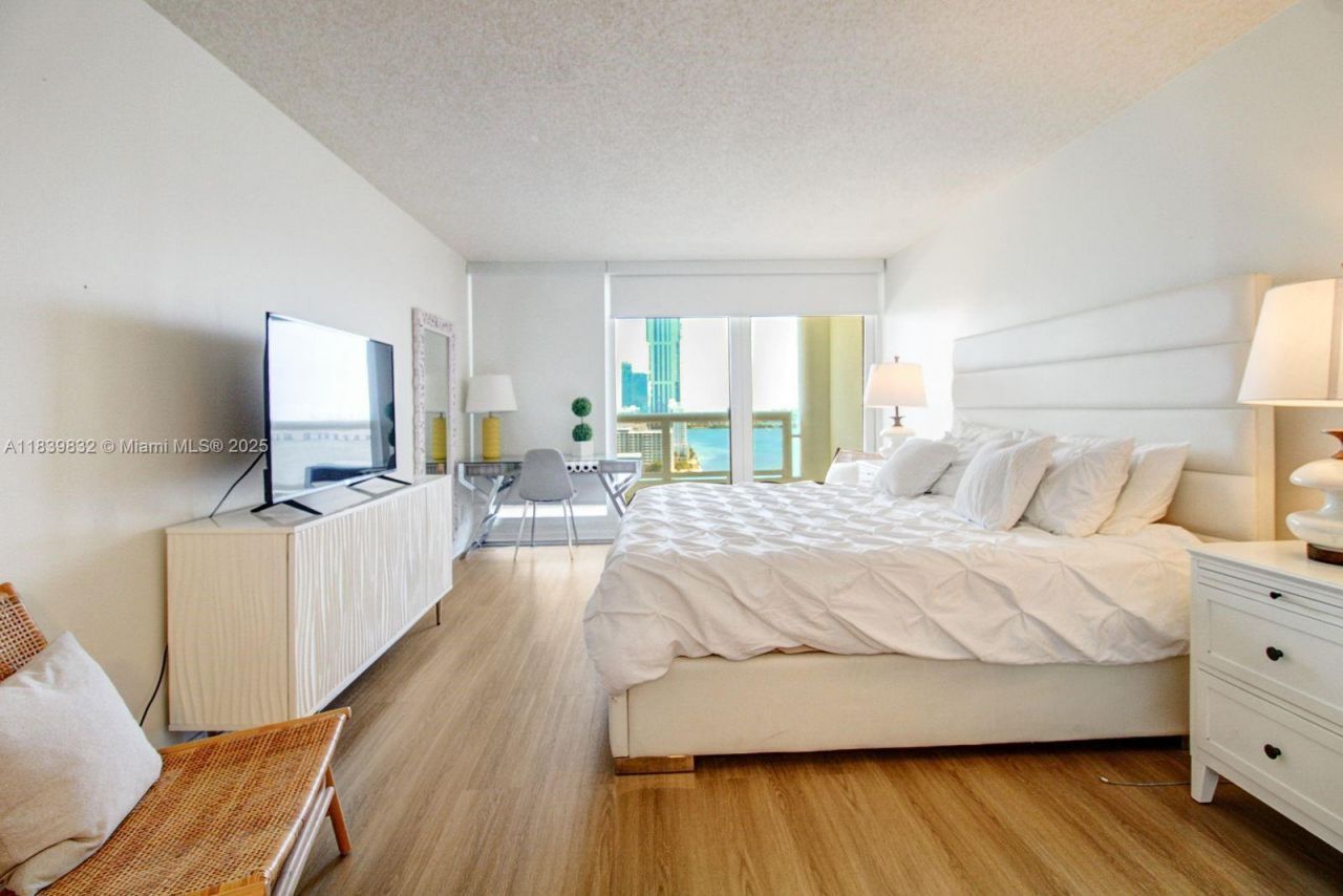 1717 N Bayshore Dr, Unit A-2635, Miami, FL 33132 Photo