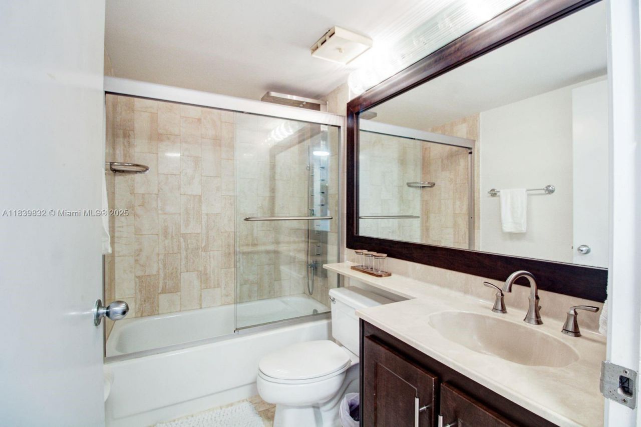 1717 N Bayshore Dr, Unit A-2635, Miami, FL 33132 Photo