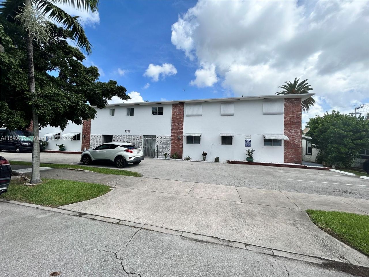 1717 Rodman St, Unit 15, Hollywood, FL 33020 Photo