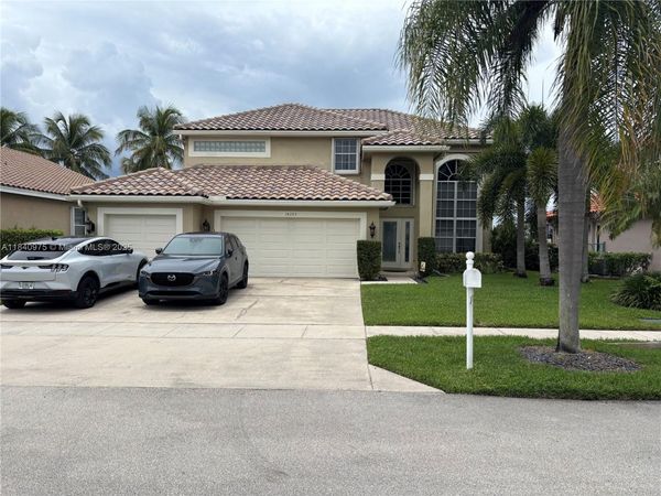 18265 NW 12th St, Pembroke Pines, FL 33029