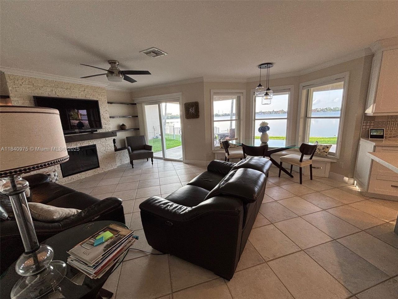 18265 NW 12th St, Pembroke Pines, FL 33029 Photo