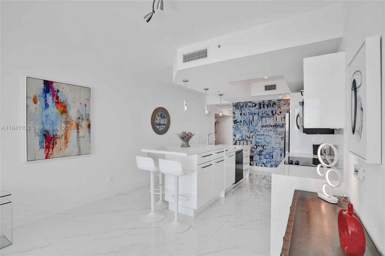 888 Biscayne Blvd, Unit 2404, Miami, FL 33132 Photo