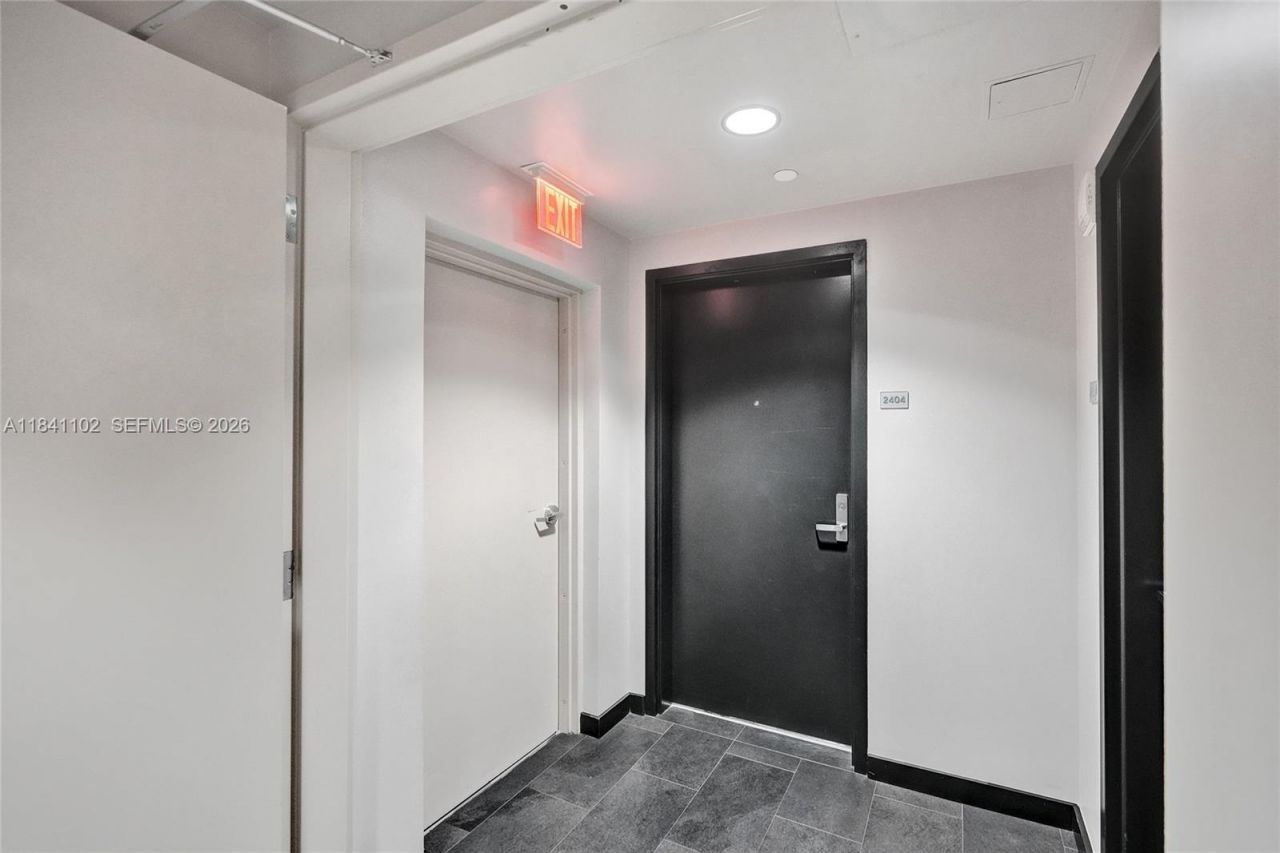 888 Biscayne Blvd, Unit 2404, Miami, FL 33132 Photo