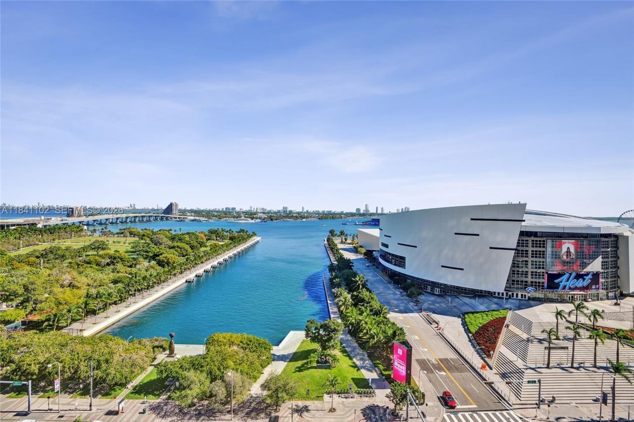 888 Biscayne Blvd, Unit 2404, Miami, FL 33132 Photo