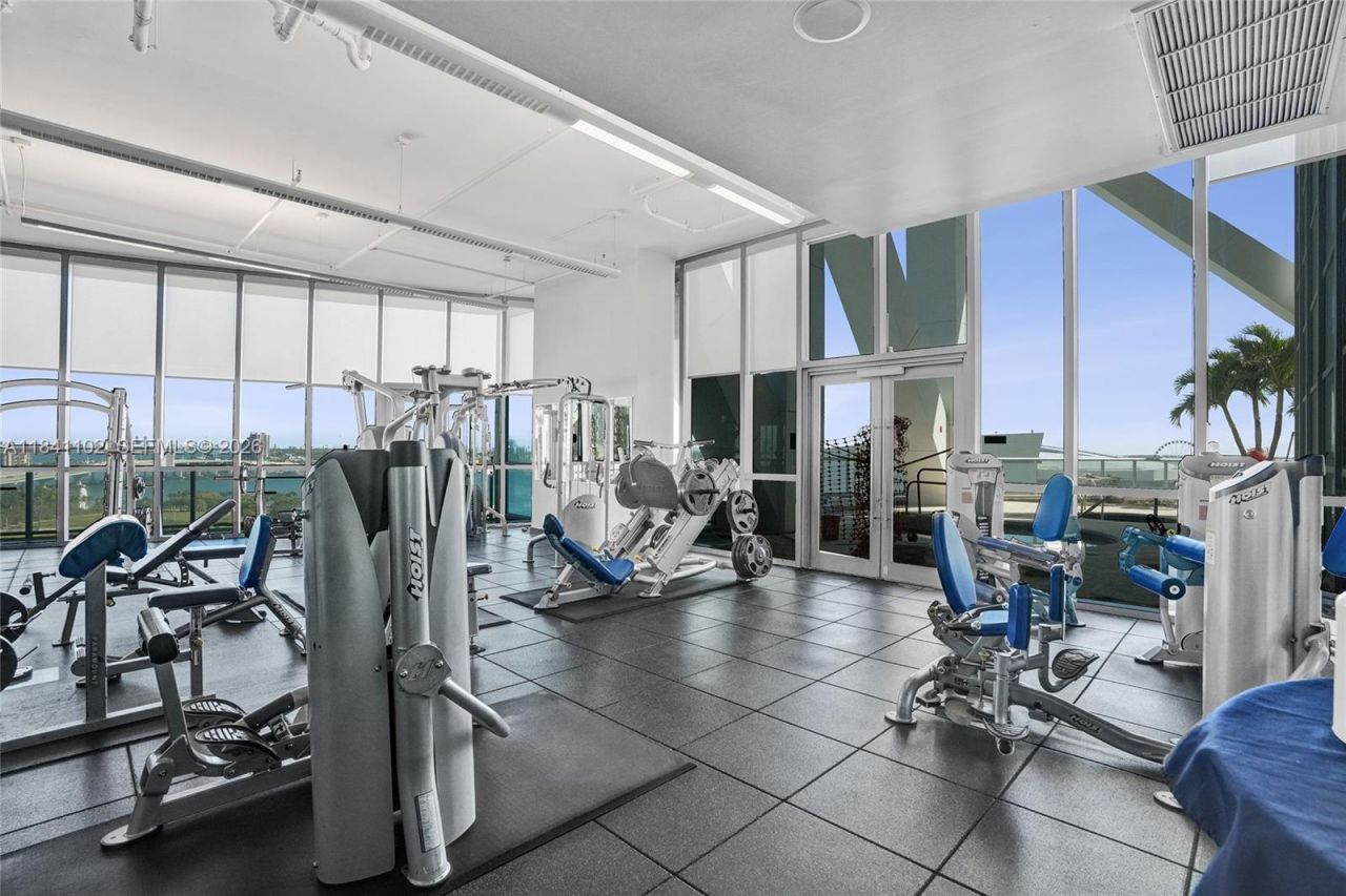 888 Biscayne Blvd, Unit 2404, Miami, FL 33132 Photo