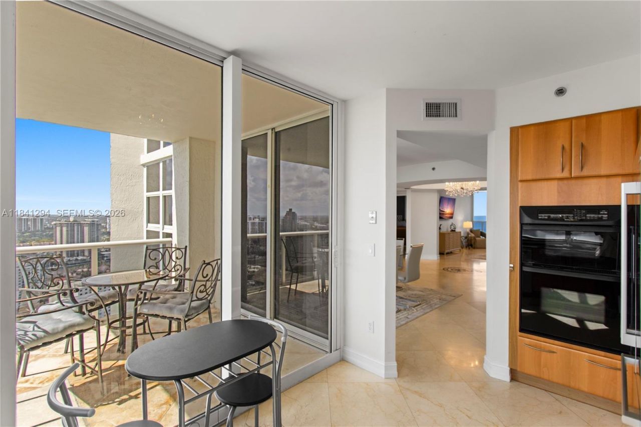 19111 Collins Ave, Unit 3507, Sunny Isles Beach, FL 33160 Photo