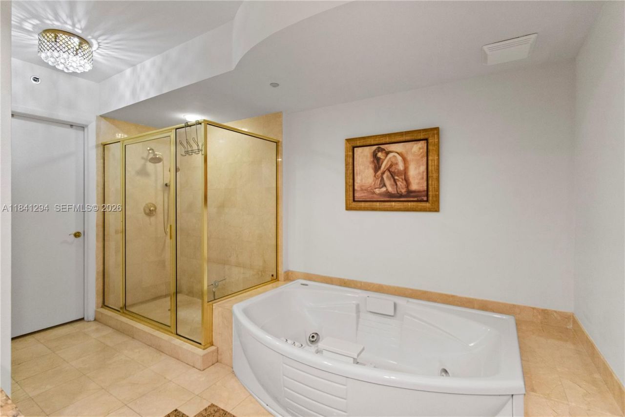 19111 Collins Ave, Unit 3507, Sunny Isles Beach, FL 33160 Photo