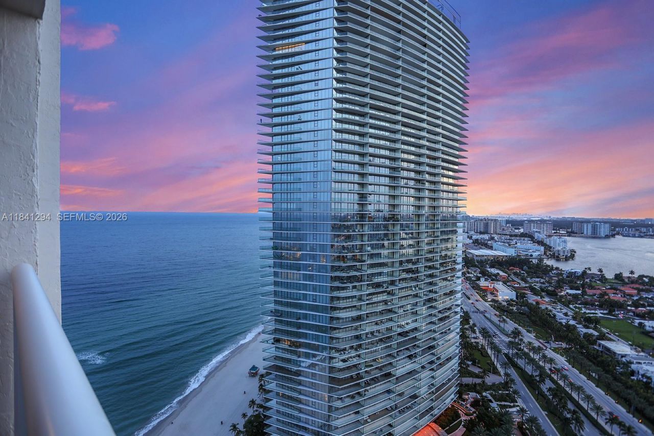 19111 Collins Ave, Unit 3507, Sunny Isles Beach, FL 33160 Photo