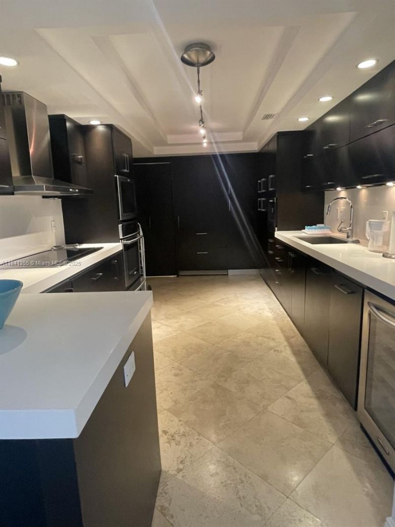 1121 Crandon Blvd, Unit E1205, Key Biscayne, FL 33149 Photo