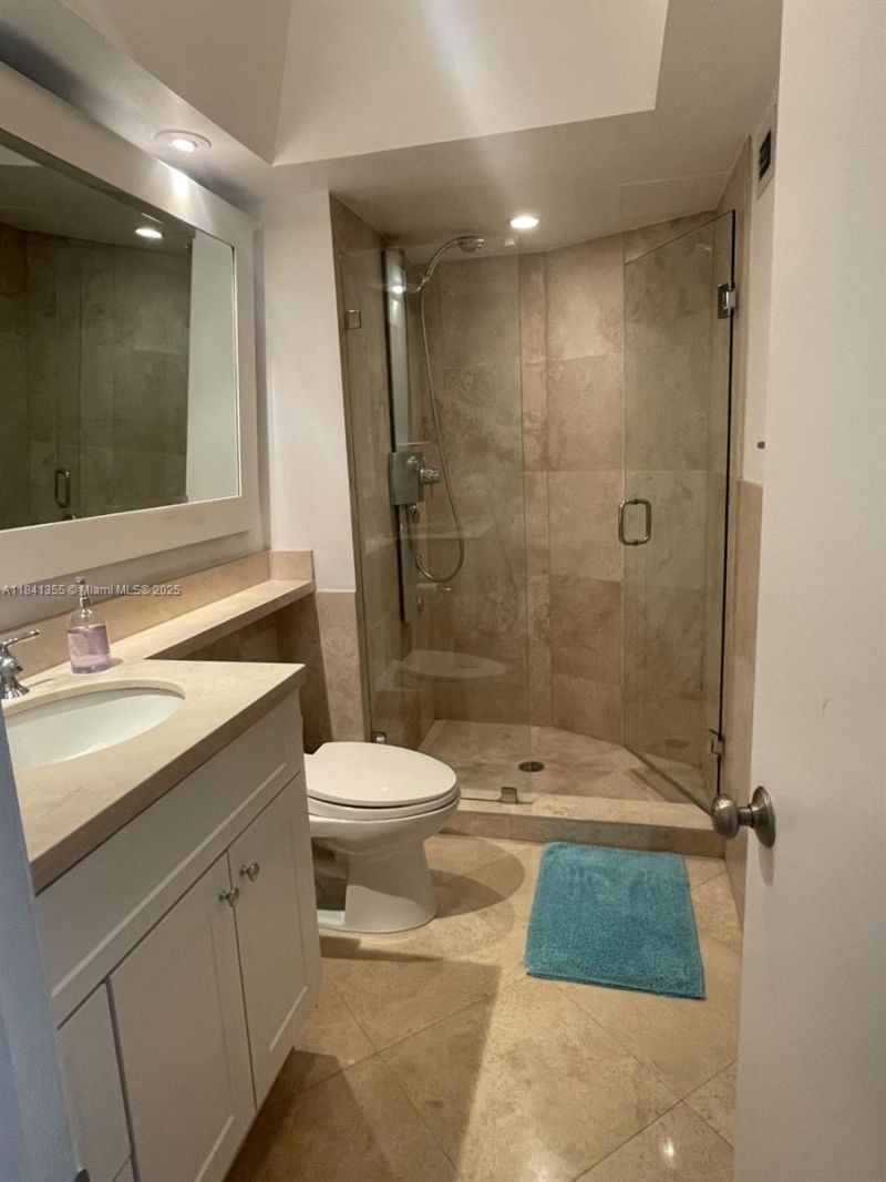 1121 Crandon Blvd, Unit E1205, Key Biscayne, FL 33149 Photo