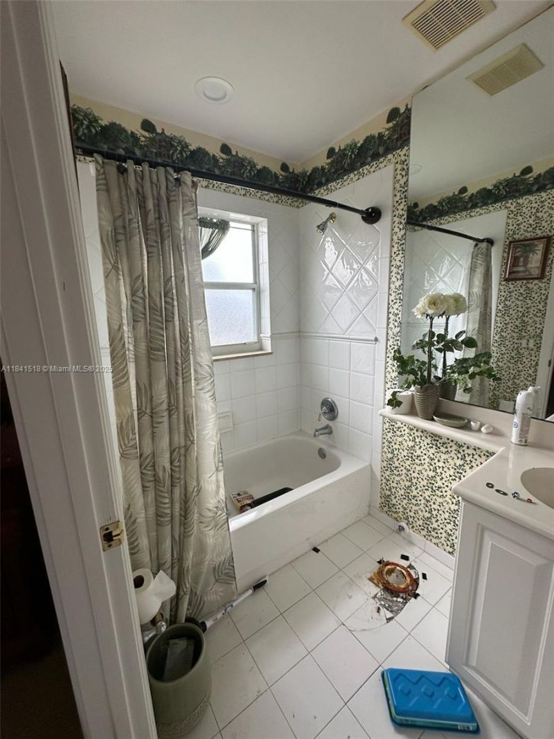 16707 NW 20th St, Pembroke Pines, FL 33028 Photo