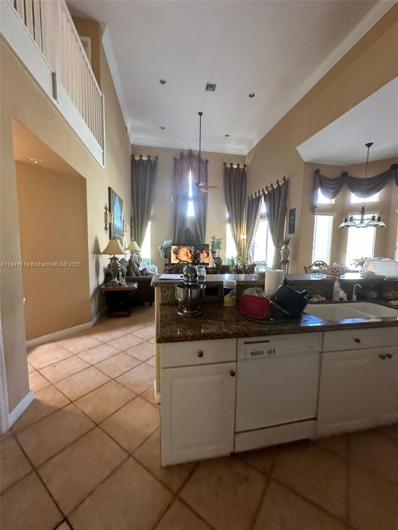 16707 NW 20th St, Pembroke Pines, FL 33028 Photo