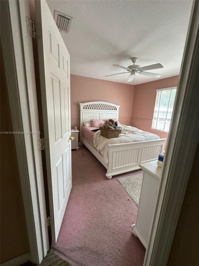 16707 NW 20th St, Pembroke Pines, FL 33028 Photo