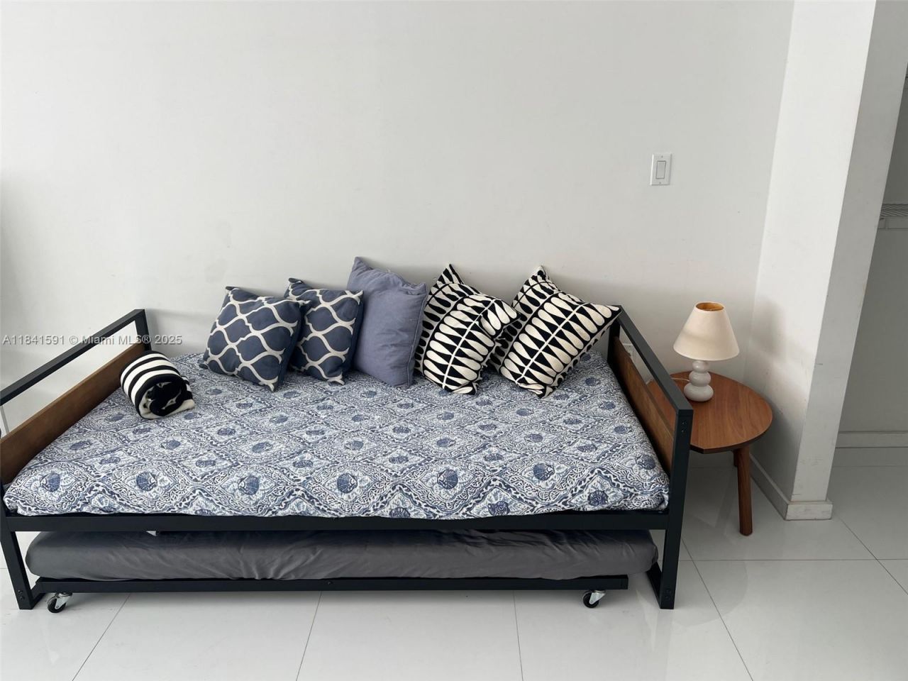 100 Lincoln Rd, Unit 1601, Miami Beach, FL 33139 Photo