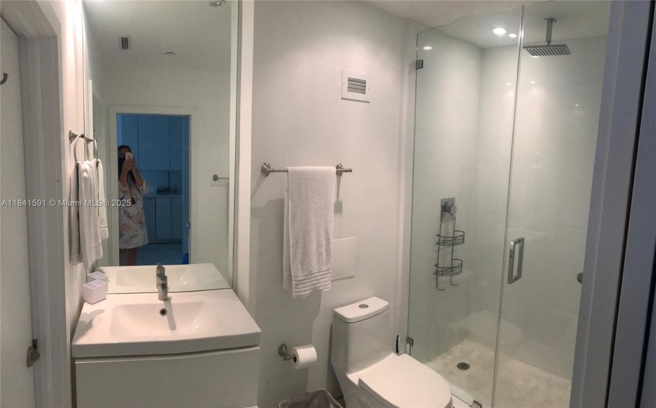 100 Lincoln Rd, Unit 1601, Miami Beach, FL 33139 Photo