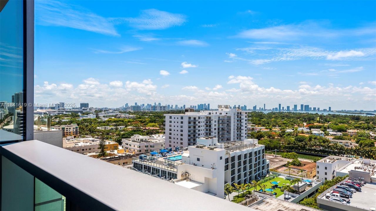 2901 Collins Ave, Unit 1403, Miami Beach, FL 33140 Photo