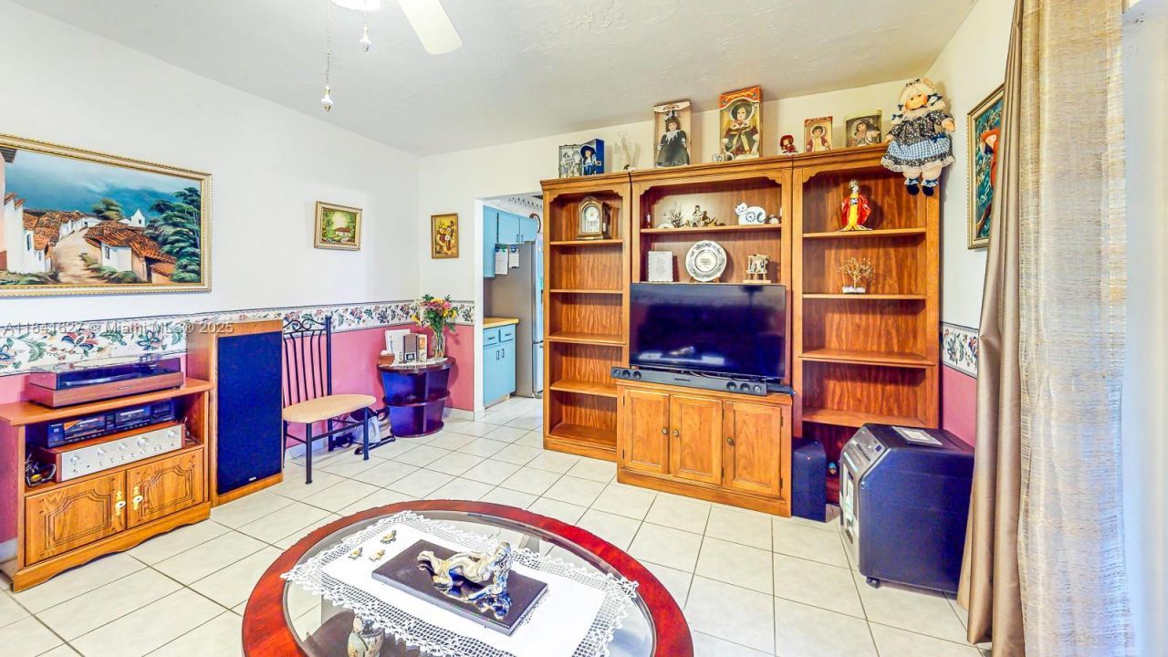 8121 SW 205th St, Cutler Bay, FL 33189 Photo