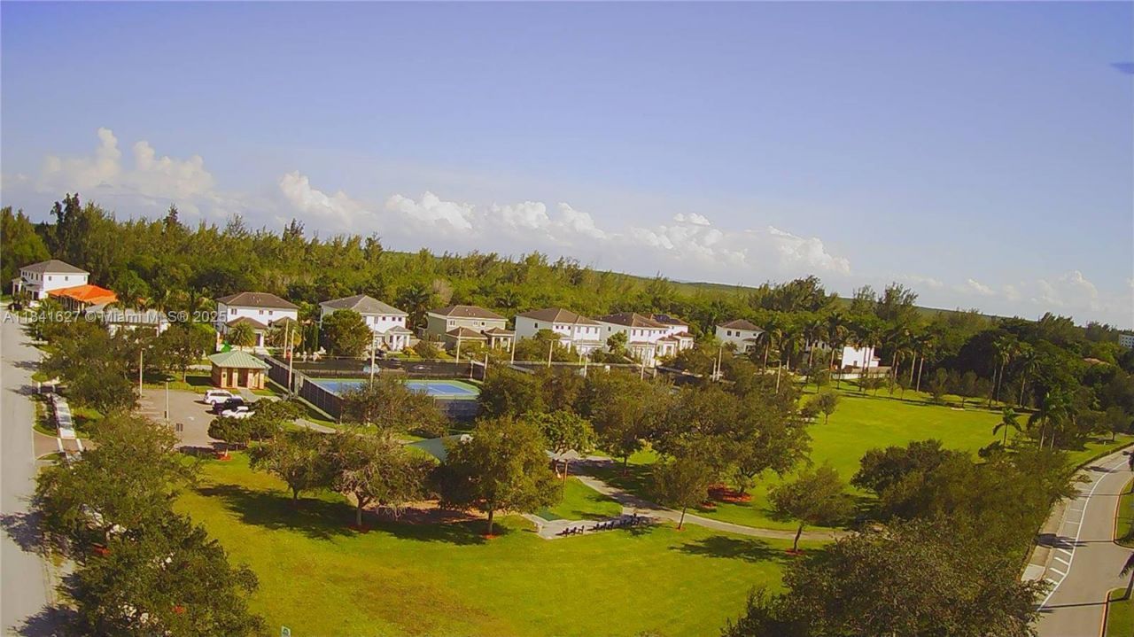 8121 SW 205th St, Cutler Bay, FL 33189 Photo