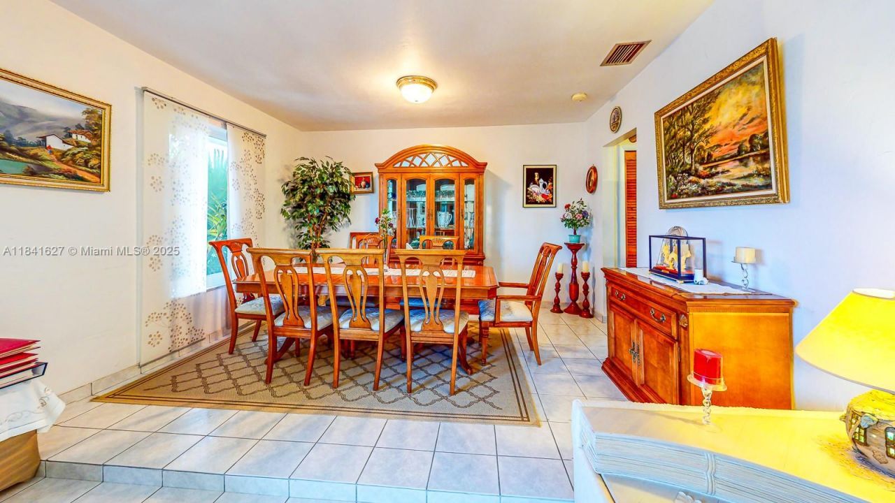 8121 SW 205th St, Cutler Bay, FL 33189 Photo