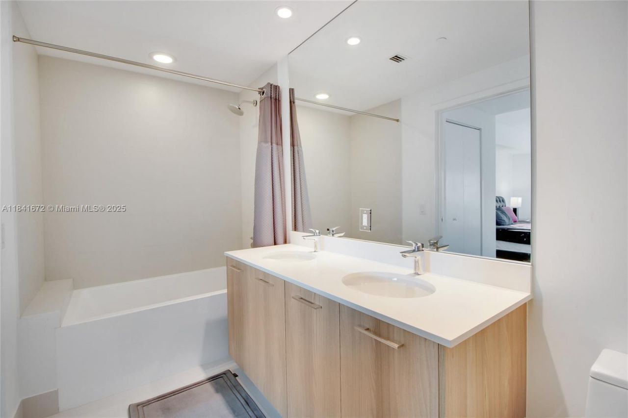 501 NE 31st St, Unit 3607, Miami, FL 33137 Photo