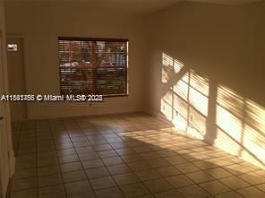7858 Dixie Beach Cir, Unit 7858, Tamarac, FL 33321 Photo